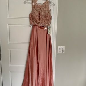 NEW Sherri Hill 2 Piece blush beaded dress!!